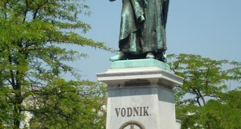 Peš iz mesta na Ljubljanski grad