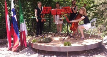 Nova daljinska pohodniška pot, ki povezuje Avstrijo, Slovenijo in Italijo