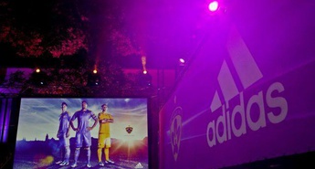 Vijolični v novih dresih ponovno all in