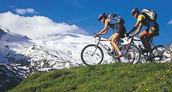 Gorski kolesarji po Polhograjskih dolomitih