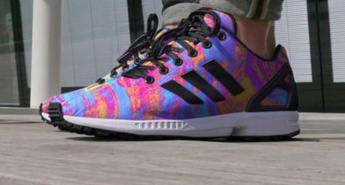 Dodajte copatom osebno noto z novo adidasovo aplikacijo