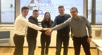 Ajda Remškar in Gorazd Hren