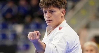 Slovenska reprezentanta na svetovnem prvenstvu v karateju 