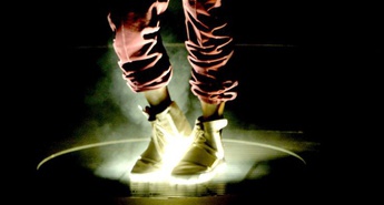 Kanye West razkril težko pričakovane copate znamke adidas