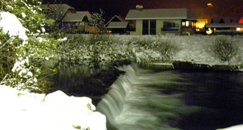 Družinska zimska pravljica v Mozirju z nočnim pohodom in tekom s spominom na umrlo ultramaratonko Ruth Podgornik-Reš