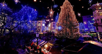 Samski, željni veselega druženja, lahko december preživijo z nami