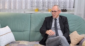 Sledi korakov: Aleksandrovo življenje s presajenimi jetri 