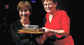 Sredstva, namenjena za novoletna poslovna darila, prejeli otroci iz socialno ogroženih družin