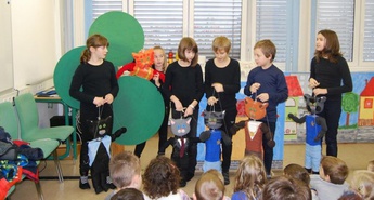 PRAZNIČNO OBARVANO MEDGENERACIJSKO DRUŽENJE