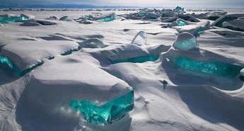 Zimski mraz začinjamo s ponovitvima performansa Leje Jurišić in Jelene Rusjan, Shakespearjeve tragedije Kralj Lear - izjava o iskreni ljubezni