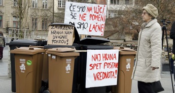 Snagine kante dvigajo glas proti zavrženi hrani