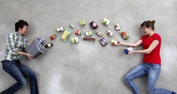 Dve tretjini Slovenk in Slovencev je prepričanih, da zavržejo preveč hrane