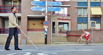 EVROPSKA KOMISIJA IZ DELOVNEGA PROGRAMA ZA LETO 2015 IZPUSTILA »EUROPEAN ACCESSIBILITY ACT«