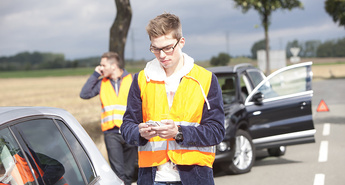 Poškodba na parkirišču – koraki do popravljenega vozila
