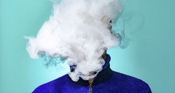 Ko škatlica cigaret stane skoraj 40 evrov