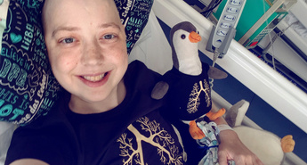 Nadenimo si zlato pentljo