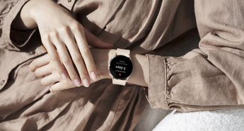 Sledenje mesečnemu ciklu na podlagi merjenja temperature kože 