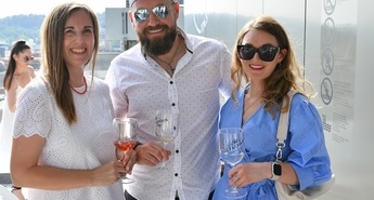 DNA WHITENING IN CURAPROX RAZKRIVATA