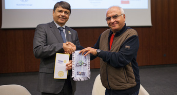 LE KORAK NAS LOČI OD GLOBALNEGA IZKORENINJENJA OTROŠKE PARALIZE