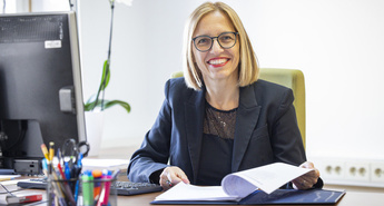 Dr. Valentina Prevolnik Rupel