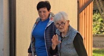 ŽIVETI Z DEMENCO V DRUŽINI 